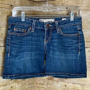 BKE SABRINA LOW RISE STRETCH CLASSIC CASUAL  MIDI EVERYDAY DENIM SHORTS SIZE 25